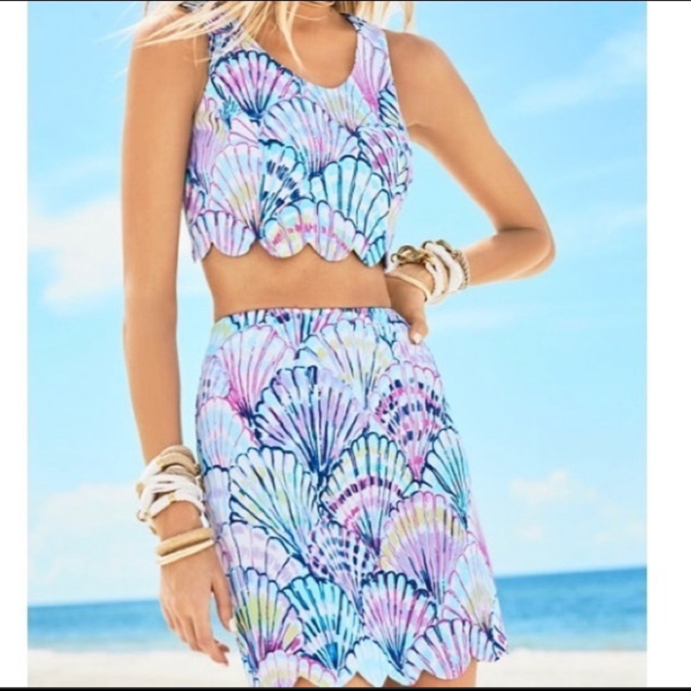 Lilly Pulitzer Two Piece Shell Set size 6